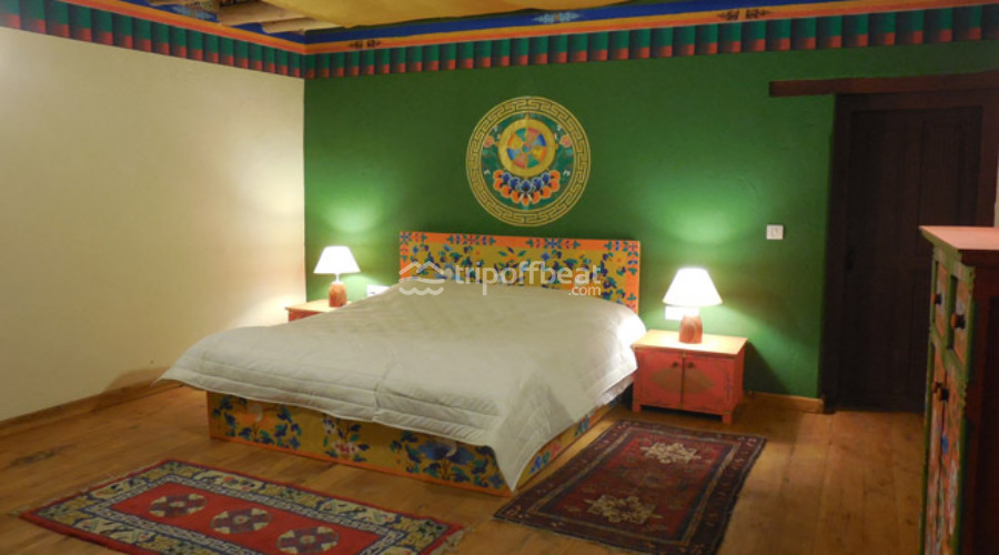 Shey-Bhoomi-THIKSEY-LEH-Jammu-kashmir-room%20(4)-book-best-offbeat-resorts-tripoffbeat