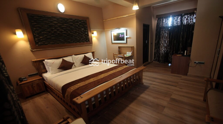 Divine%20Hima-Dharamshala-Himachal%20Pradesh-Room%20(8)-book-best-offbeat-resorts-tripoffbeat