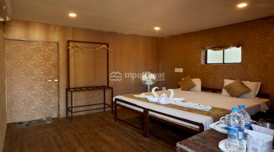 vijay-villas-heritage-mandvi-beach-gujarat-room%20(4)-book-best-offbeat-resorts-tripoffbeat