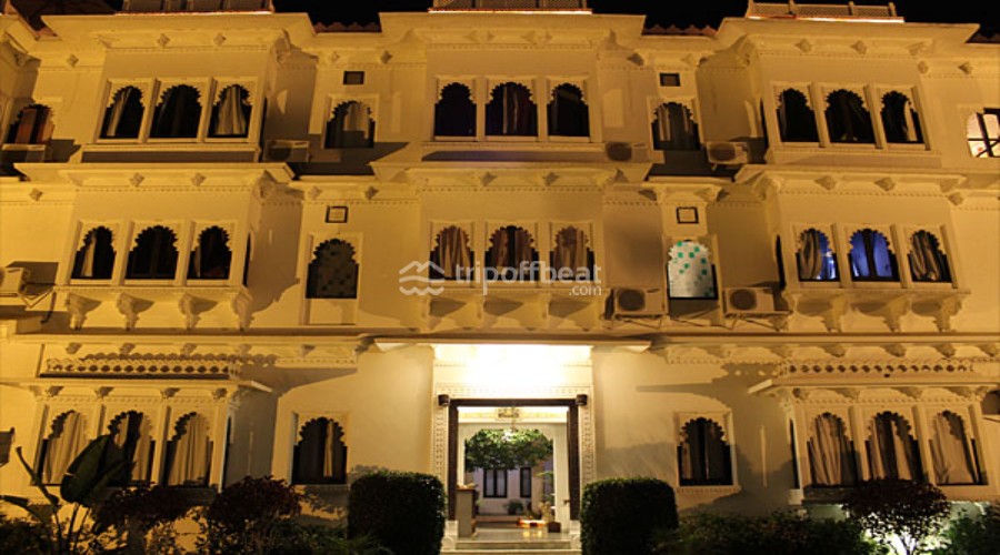 karohi-haveli-udaipur-rajasthan-2-book-best-offbeat-resorts-tripoffbeat