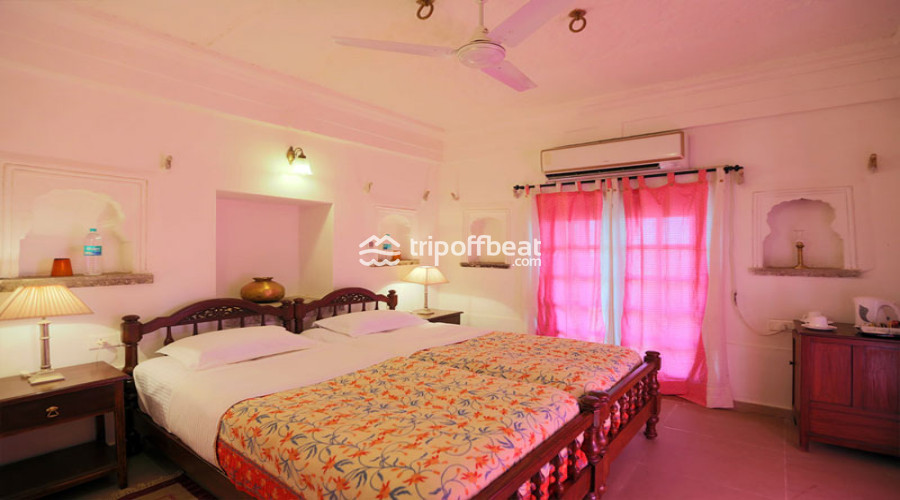 bhainsrorgarh-fort-bhainsrorgarh-rajasthan-room-(1)-book-best-offbeat-resorts-tripoffbeat